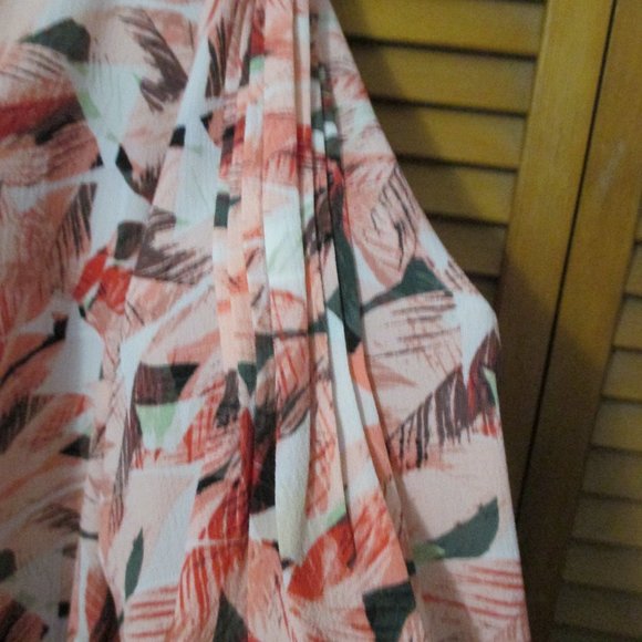 Chaus top peachy color 3/4 length sleeve V neck like new blouse size XXL - Picture 5 of 8